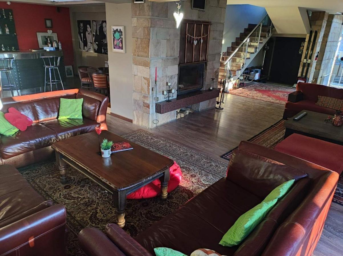 Hotel Famil - Adults Only Bansko Esterno foto